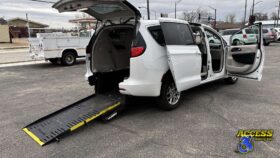 2022 Chrysler Voyager