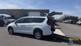 2021 Chrysler Voyager