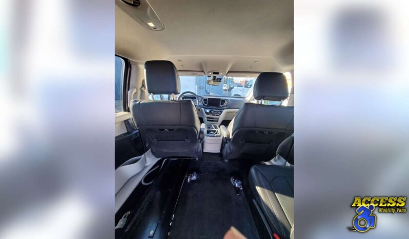 
								2022 Chrysler Pacifica full									