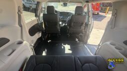 
										2024 Chrysler Pacifica full									