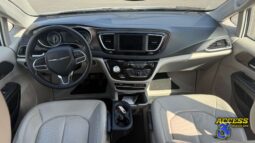 
										2021 Chrysler Voyager full									