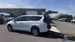2021 Chrysler Voyager