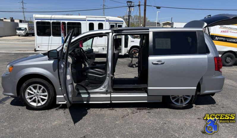
								2019 Dodge Grand Caravan full									