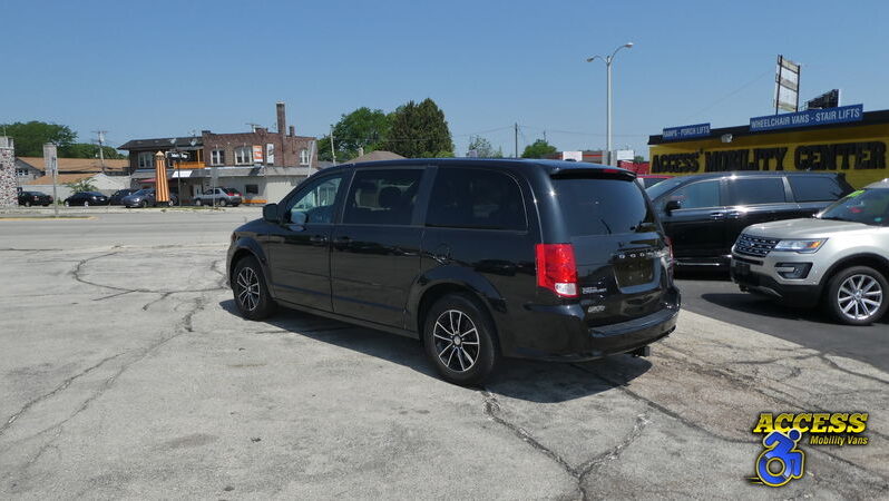 
								1230 – 2015 Dodge Grand Caravan full									