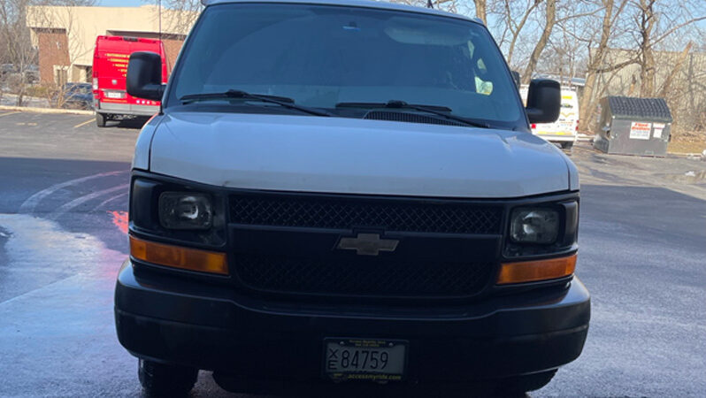 
								3148 – 2016 Chevrolet Express – #20 full									