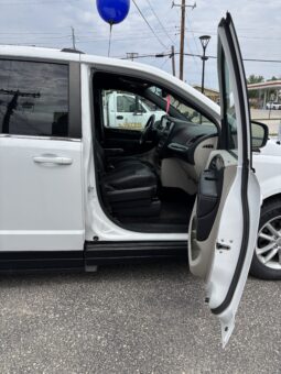 
										2019 Dodge Grand Caravan full									