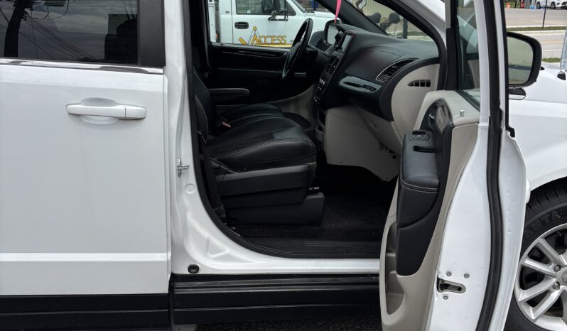 
								2019 Dodge Grand Caravan full									