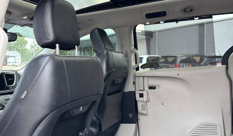 
								2018 Chrysler Pacifica full									