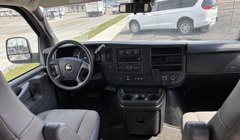 
								2019 Chevrolet Express full									