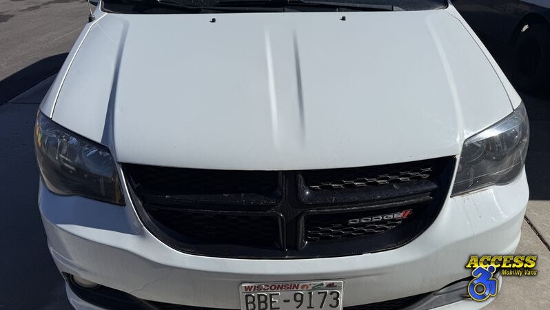 
								2945 – 2018 Dodge Grand Caravan – #17 full									