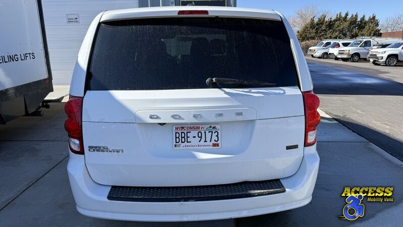 
								2945 – 2018 Dodge Grand Caravan – #17 full									