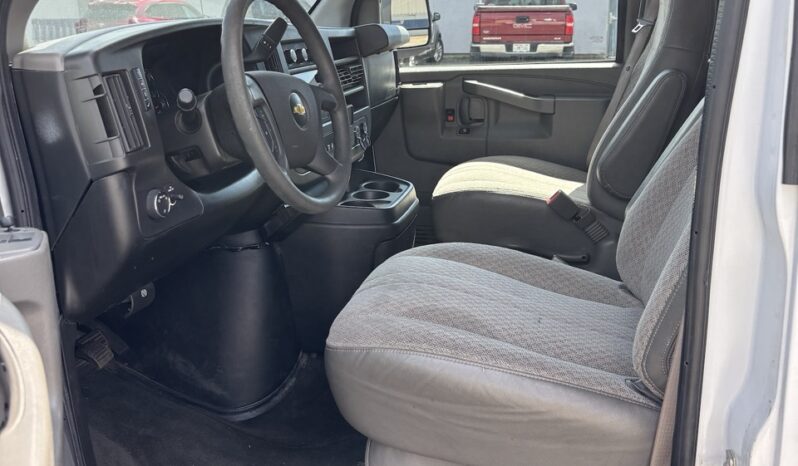 
								2019 Chevrolet Express full									
