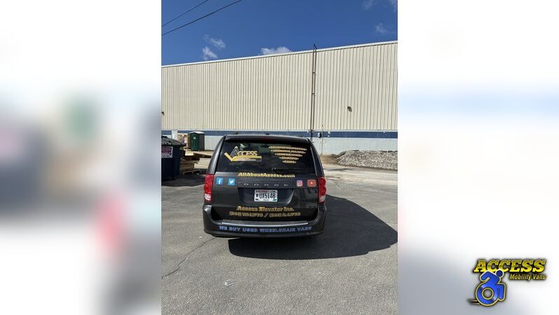 
								9413 – 2016 Dodge Grand Caravan – #64 full									
