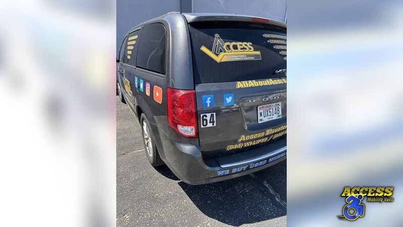 
								9413 – 2016 Dodge Grand Caravan – #64 full									