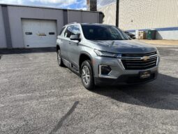 
										2023 Chevrolet Traverse LT Wheelchair Van full									