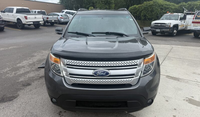 
								2015 Ford Explorer XLT Wheelchair Van full									