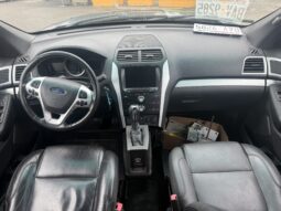 
										2015 Ford Explorer XLT Wheelchair Van full									