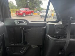 
										2015 Ford Explorer XLT Wheelchair Van full									