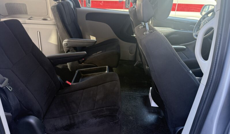 
								2014 Dodge Grand Caravan SE Wheelchair Van full									