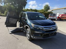 
										2018 Honda Pilot EXL-R Wheelchair Van full									