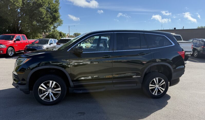 
								2018 Honda Pilot EXL-R Wheelchair Van full									