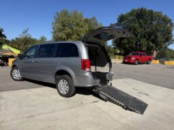 2014 Dodge Grand Caravan SE Wheelchair Van