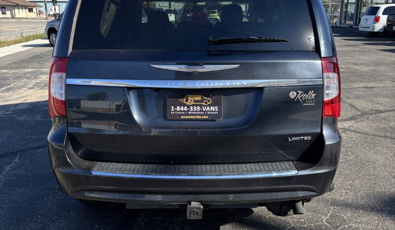 
								2014 Chrysler Town & Country Limited Wheelchair Van full									
