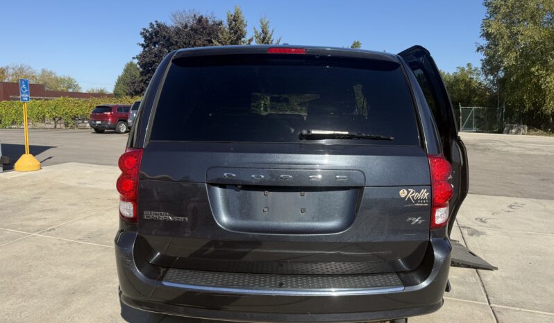
								2013 Dodge Grand Caravan R/T Wheelchair Van full									