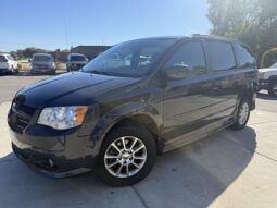 
										2013 Dodge Grand Caravan R/T Wheelchair Van full									