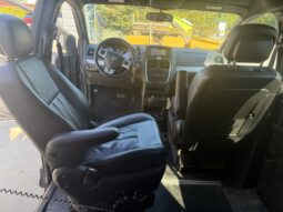 
										2013 Dodge Grand Caravan R/T Wheelchair Van full									