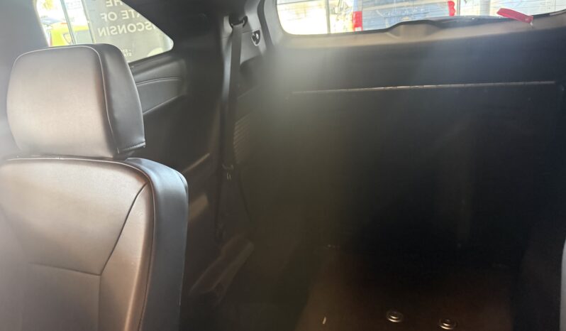 
								2025 Toyota Sienna Limited Hybrid Wheelchair Van full									