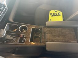 
										2025 Toyota Sienna Limited Hybrid Wheelchair Van full									