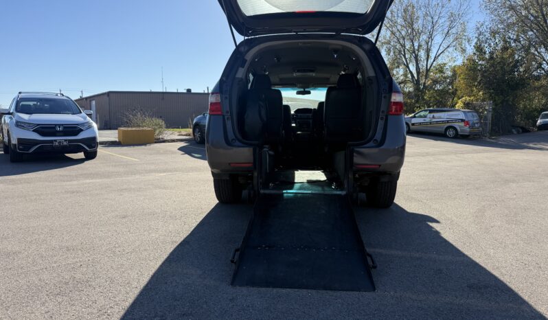 
								2012 Honda Odyssey EX-L Wheelchair Van full									