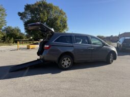 
										2012 Honda Odyssey EX-L Wheelchair Van full									