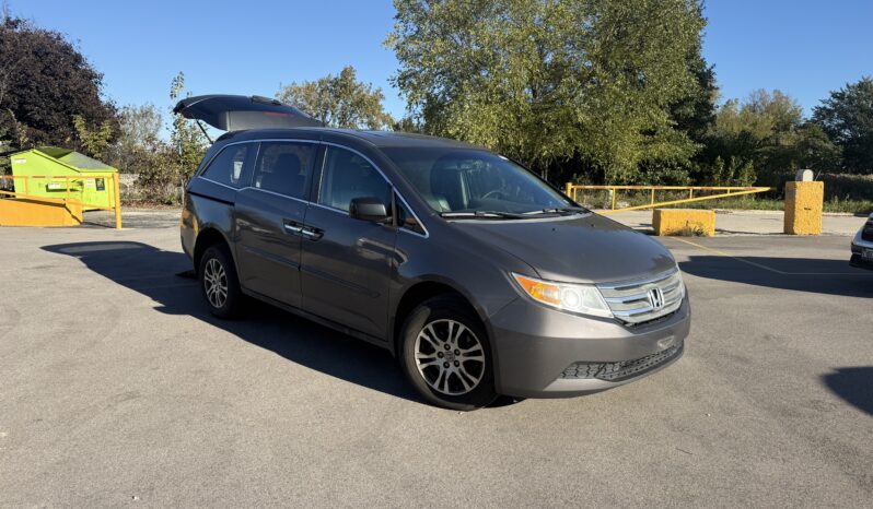 
								2012 Honda Odyssey EX-L Wheelchair Van full									