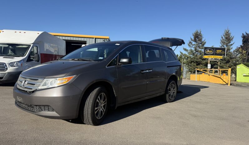 
								2012 Honda Odyssey EX-L Wheelchair Van full									